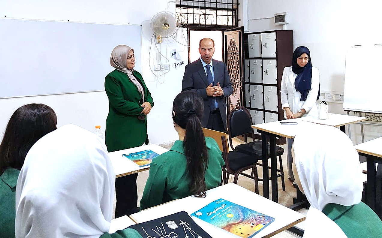 الحوامدة يلتقي طلبة الكندي وجمانة