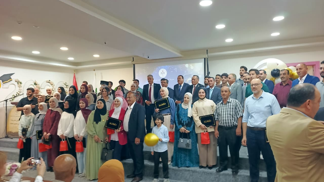 تربية بني عبيد تحتفل بتكريم أوائل الثانوية العامة