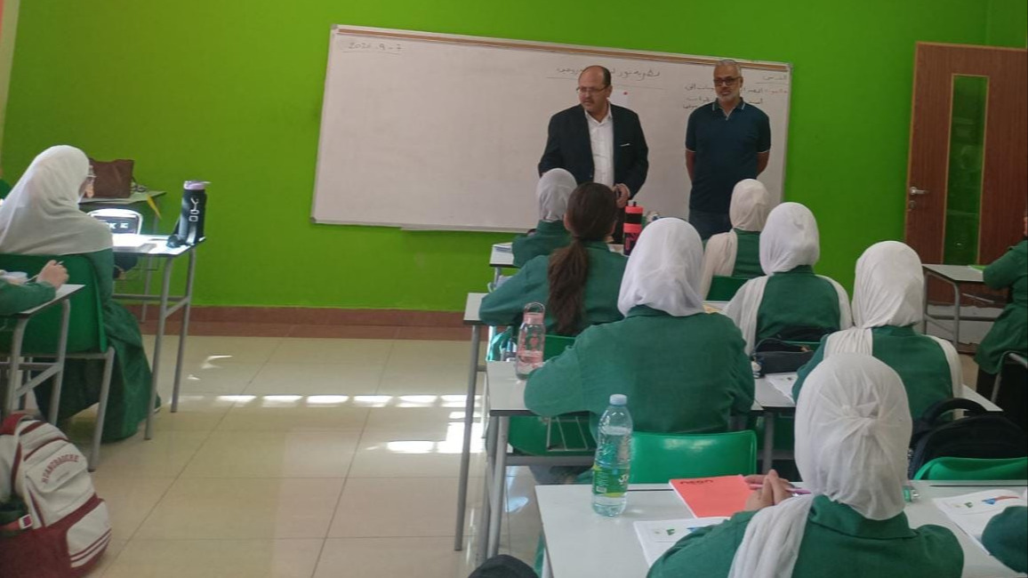 أبو الفول يتفقد مدرستي حي الأمير عبد الله بن الحسين الأساسية والثانوية المختلطة