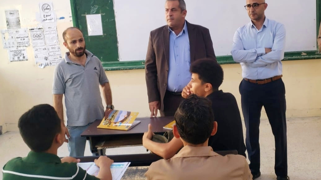 الشديفات يتفقد مدرستي خالد بن الوليد ونسيبة بنت كعب ويؤكد على الانضباط المدرسي