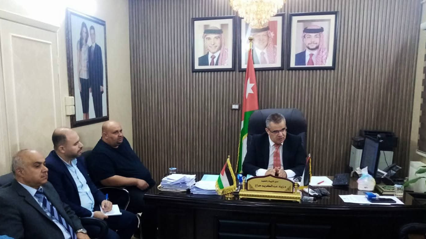 تربية الطيبة والوسطية تناقش عددا من القضايا الإدارية والتعليمية