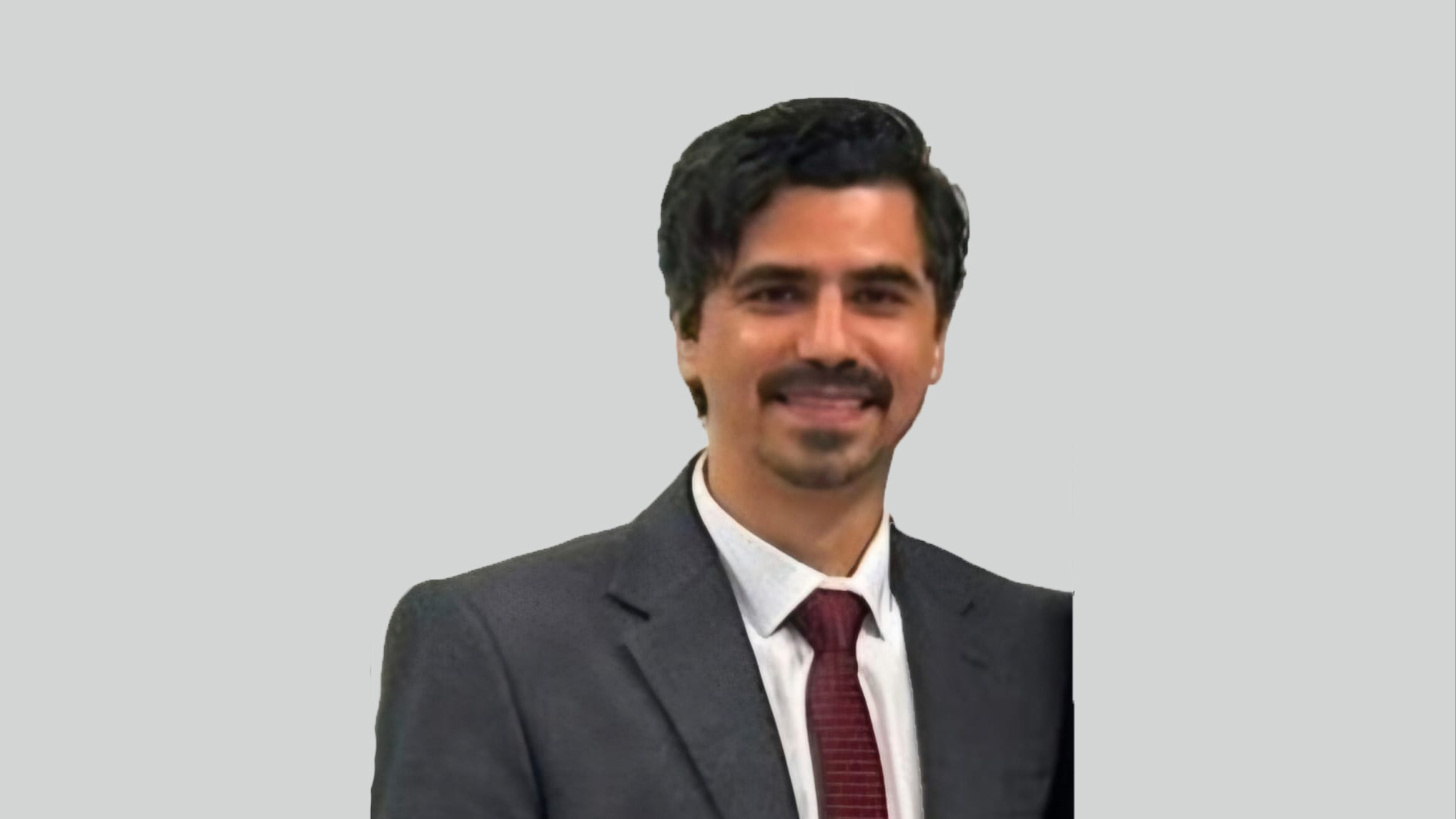 إنجاز أكاديمي عالمي.. الدكتور المهندس طارق موفق الصالح يحصد أرفع جائزتين للتميز في كندا لعام 2026