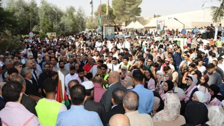 كليات البلقاء التطبيقية في المحافظات تنفذ وقفات تضامنية مع ذوي شهداء كنيسة الكرك