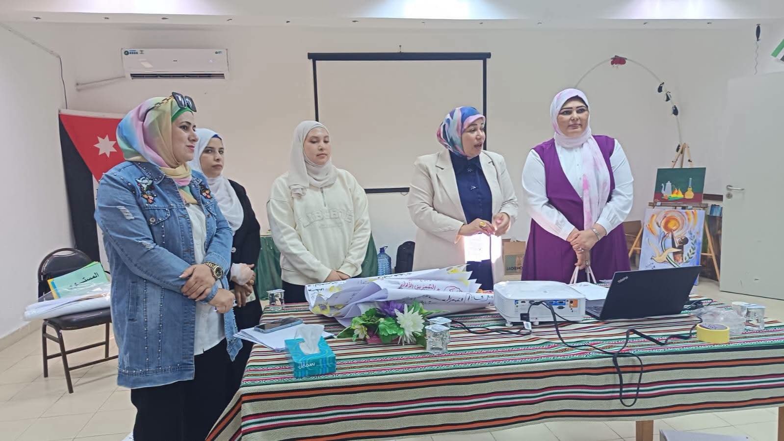 الشطناوي تفتتح الورشة التدريبية للتعليم الدامج في مدرسة حرثا الأساسية المختلطة