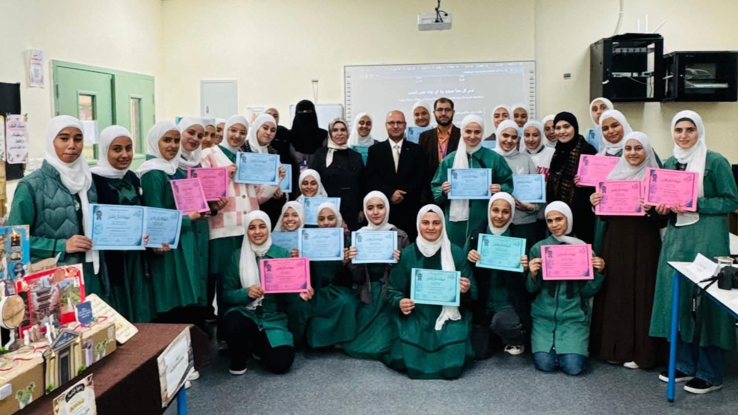 معرض «روّاد المستقبل» يجسّد إبداعات الطالبات في مجالات التكنولوجيا والثقافة المالية والتربية المهنية